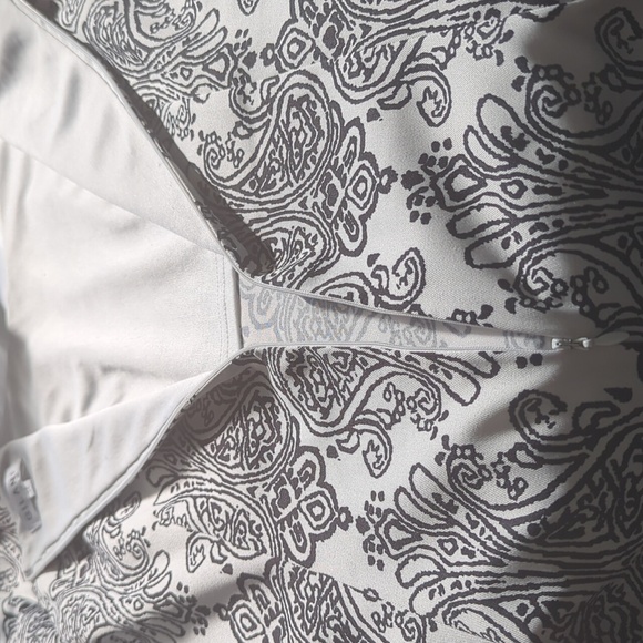 Gilani Dress Size  14 - Picture 8 of 8